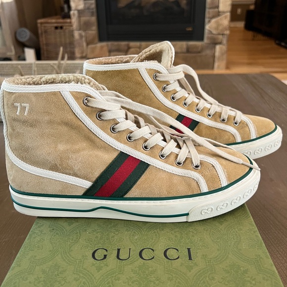 100% authentic Gucci Tennis 1977 high-top sneakers in beige suede. Size 40+. - Picture 6 of 10